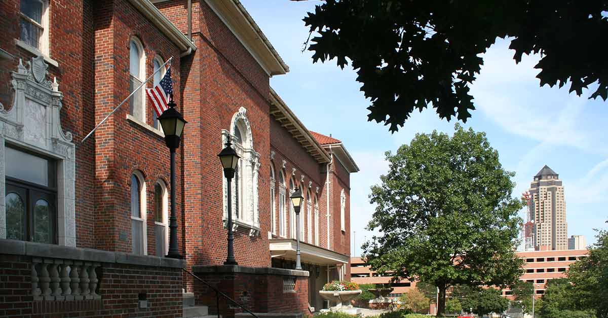 The Rich History Behind Hoyt Sherman Place in Downtown DSM