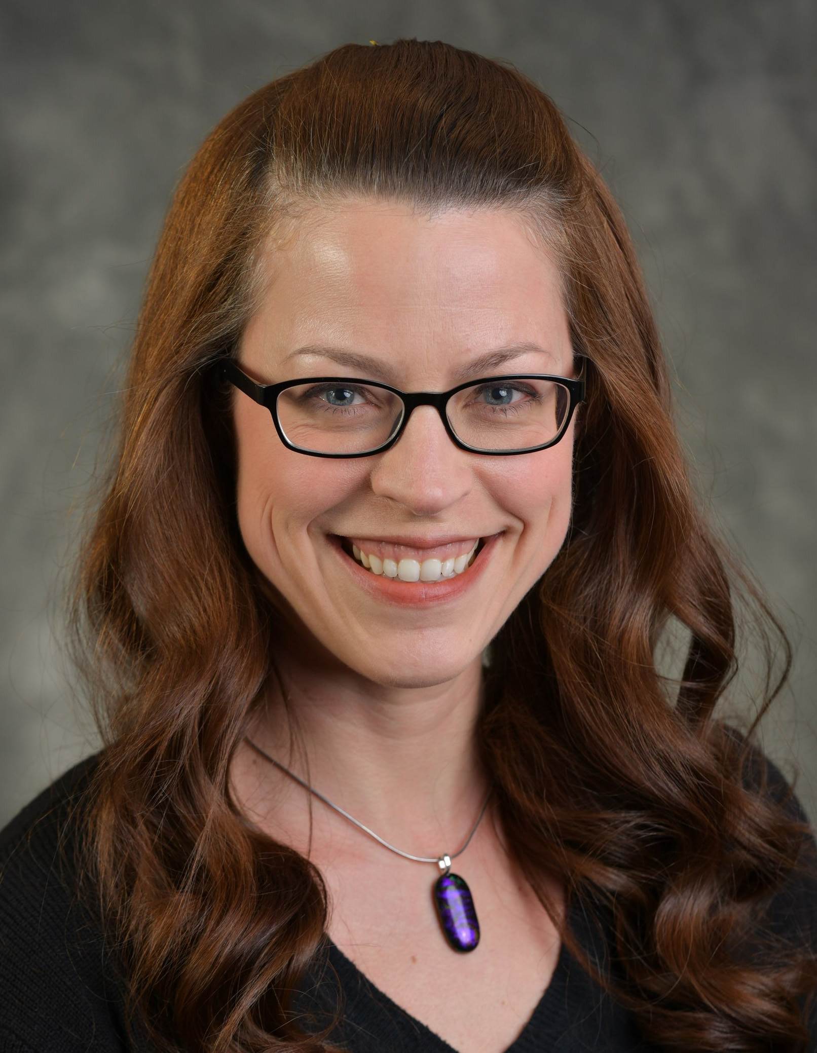 Suzanne Hull Headshot Suzanne Hull Headshot
