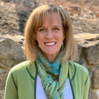 Kay Fenton Smith Headshot