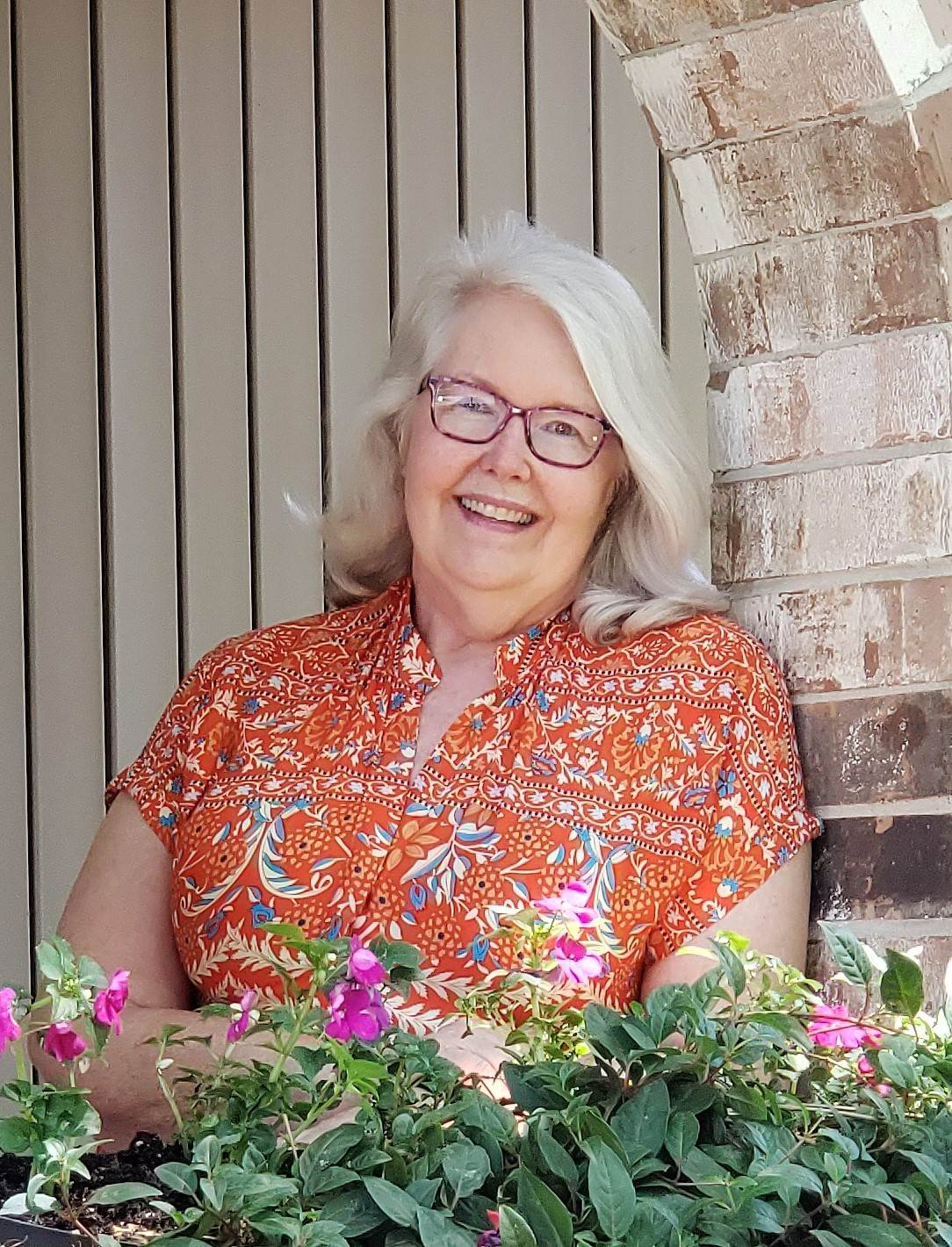 Sue Breen-Held Headshot