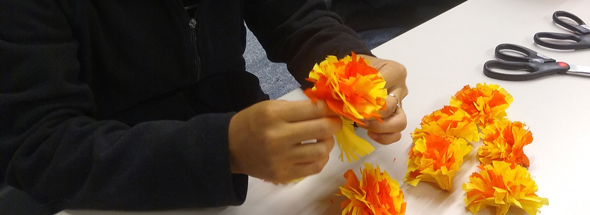 Día de Muertos ofrenda