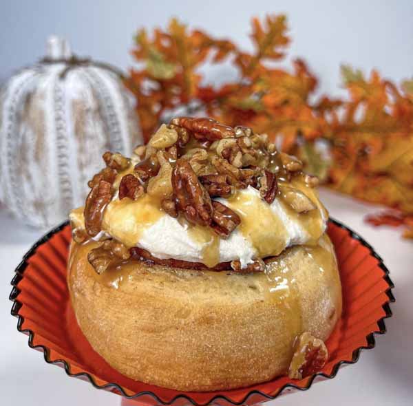 Cinnaholic Cinnamon Roll Cinnaholic Cinnamon Roll