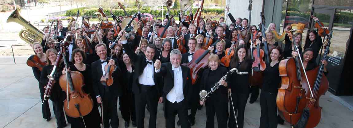 symphony orchestra and conductor