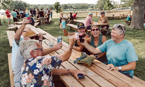 cheers at Des Moines Biergarten