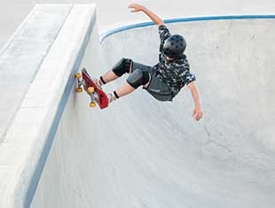 skaterboarding at Lauridsen Skatepark