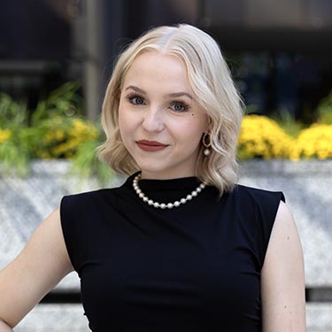 Megan Renkel Headshot