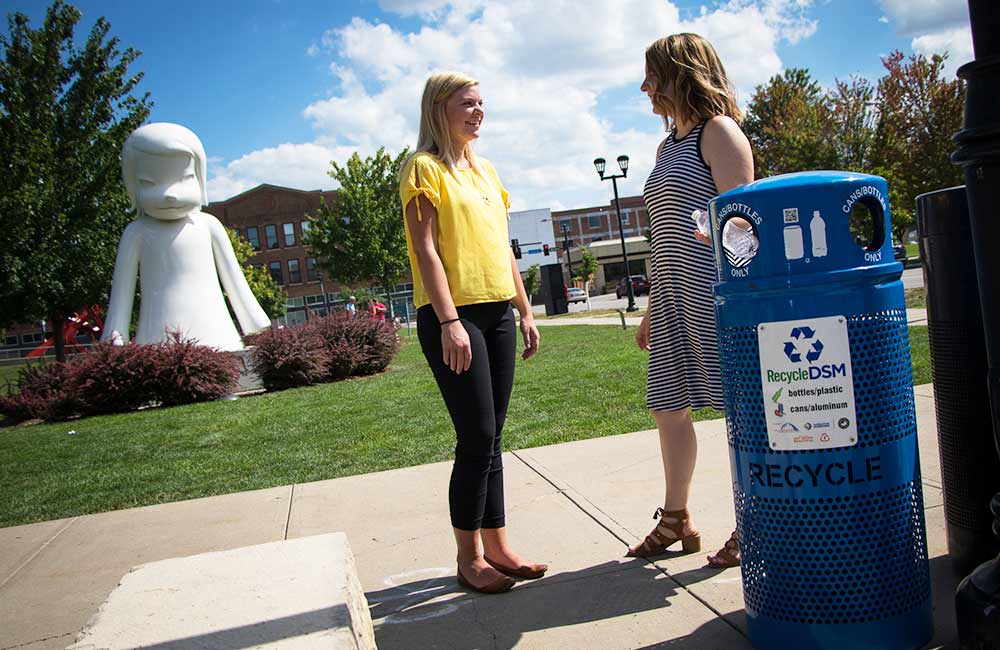 Recycle DSM in Downtown DSM USA