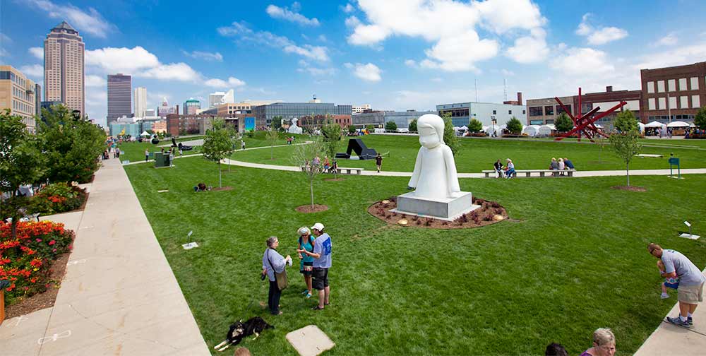 Outdoor Recreation and Trails in Downtown Des Moines