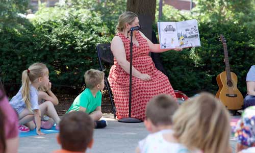 Storytime Under the Green Umbrella