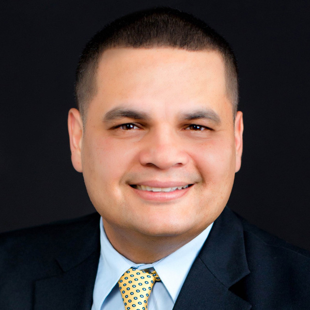 Victor Miguel Corro Headshot
