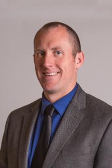 Jeff Kluever Ray Center Headshot