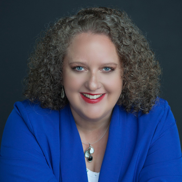 Louisa Dykstra Headshot