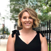 Maggie McClelland Headshot