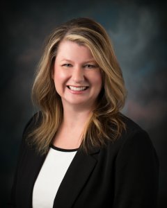 Patti Hood Headshot