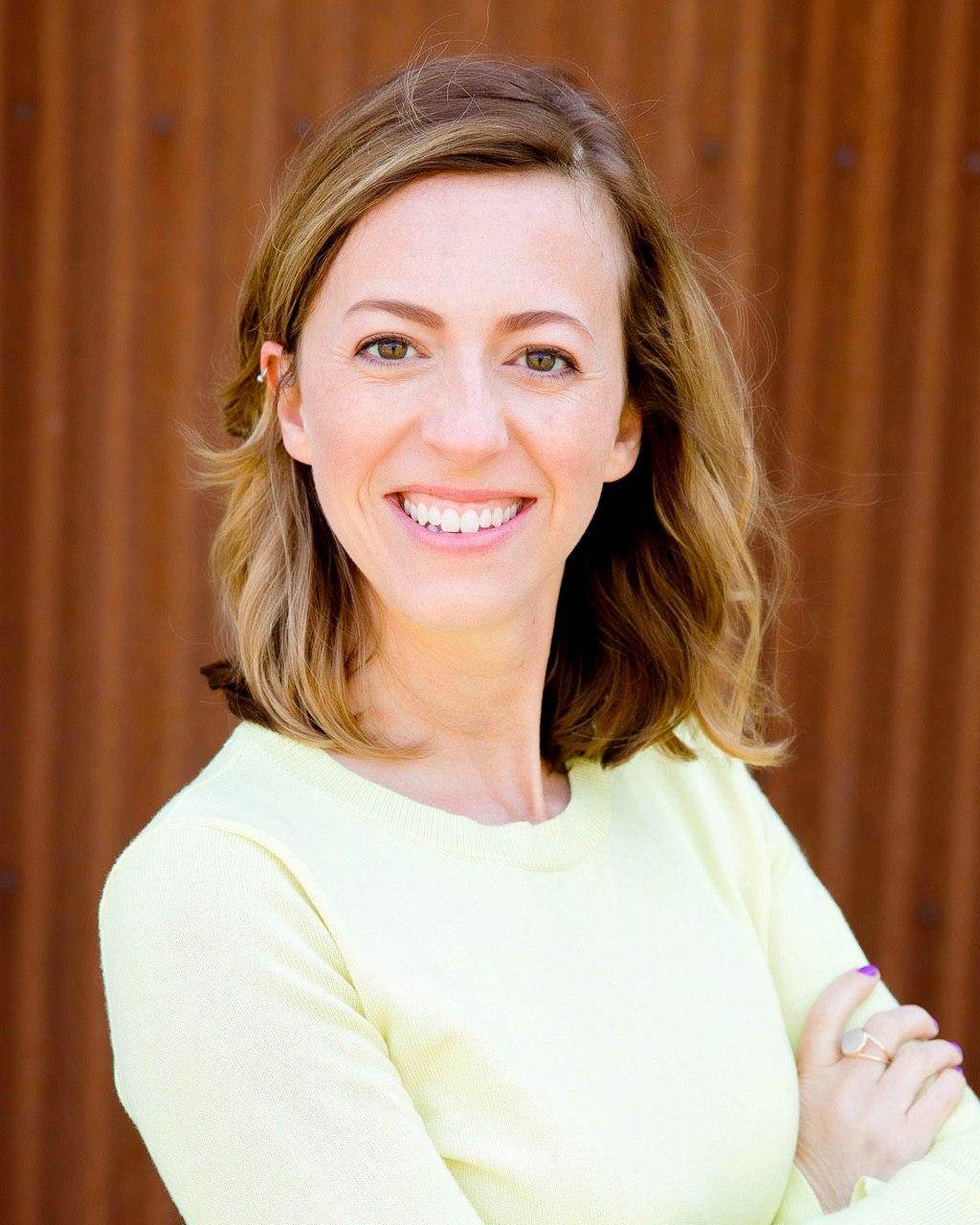 Sara Stibitz Headshot