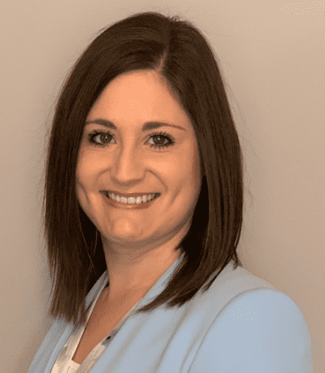 Alana Schneider Headshot