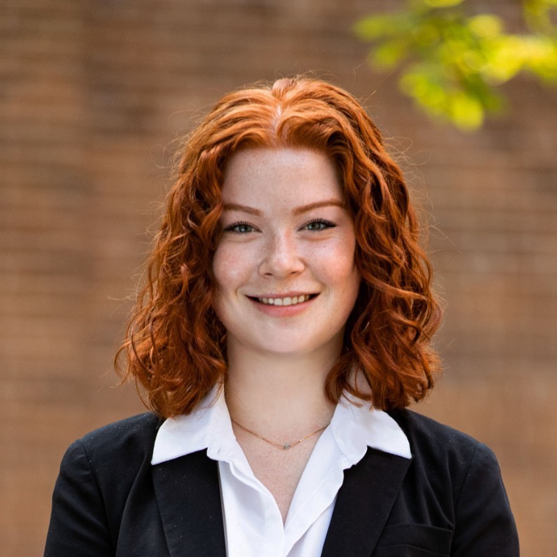 Grace Greving Headshot