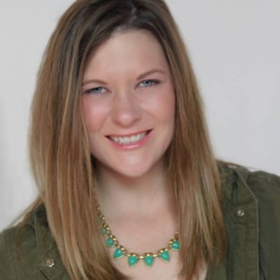 Sara Jacobson Headshot