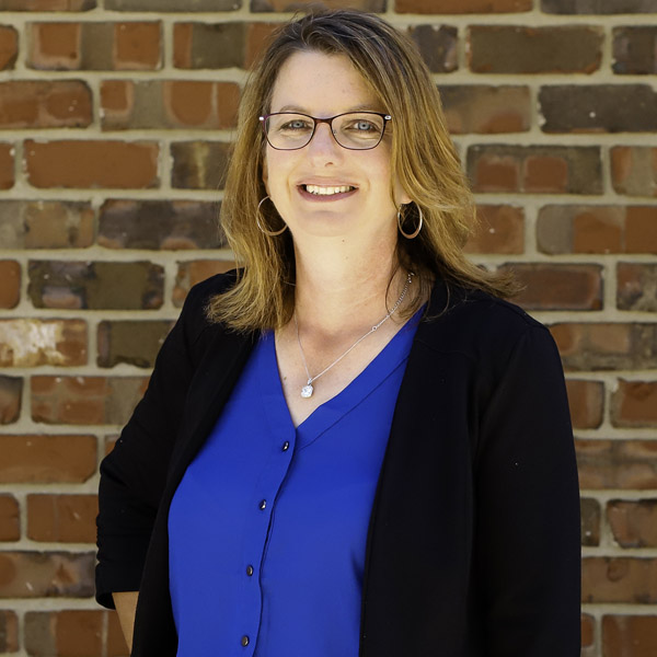 Becca Squiers Headshot