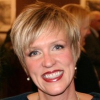 Carolyn Jenison Headshot