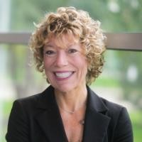 Heidi Parkhurst Headshot
