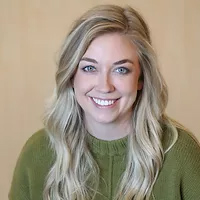 Sarah Massop Headshot