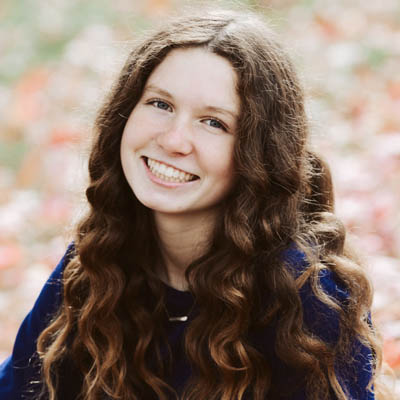 Sophie Ruddy Headshot