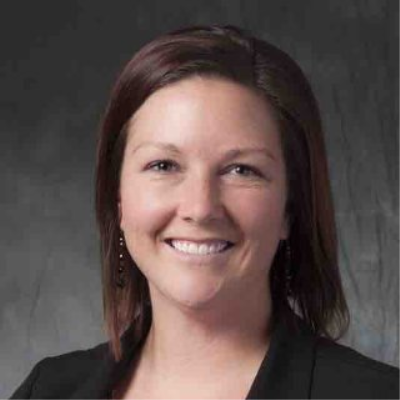 Staci Fjelland Headshot