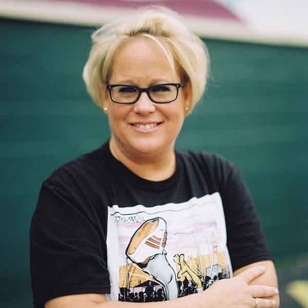 Tami Swartwood Headshot