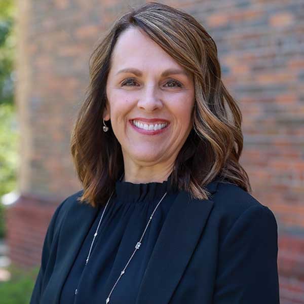 Dr. Rachelle Keck Headshot