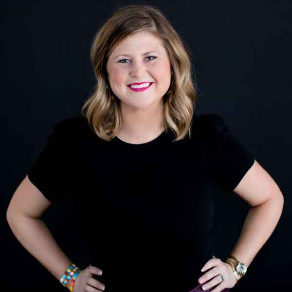 Kayla Kovarna Headshot