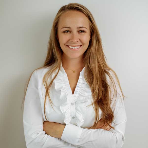 Alyssa Ring Headshot