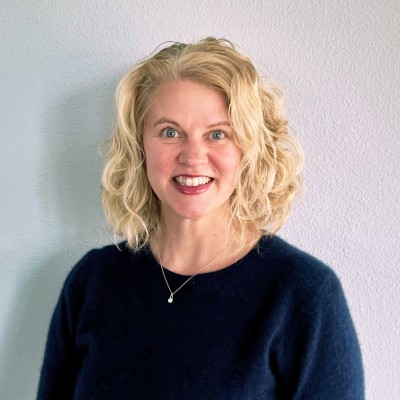 Karen Trotter Headshot