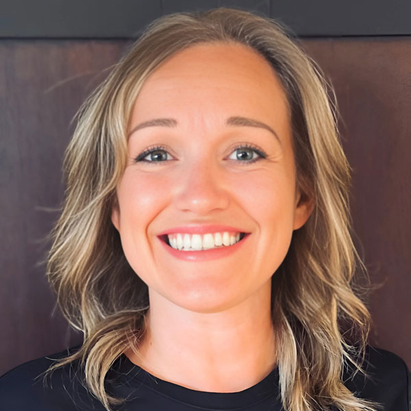 Renee Crowell headshot
