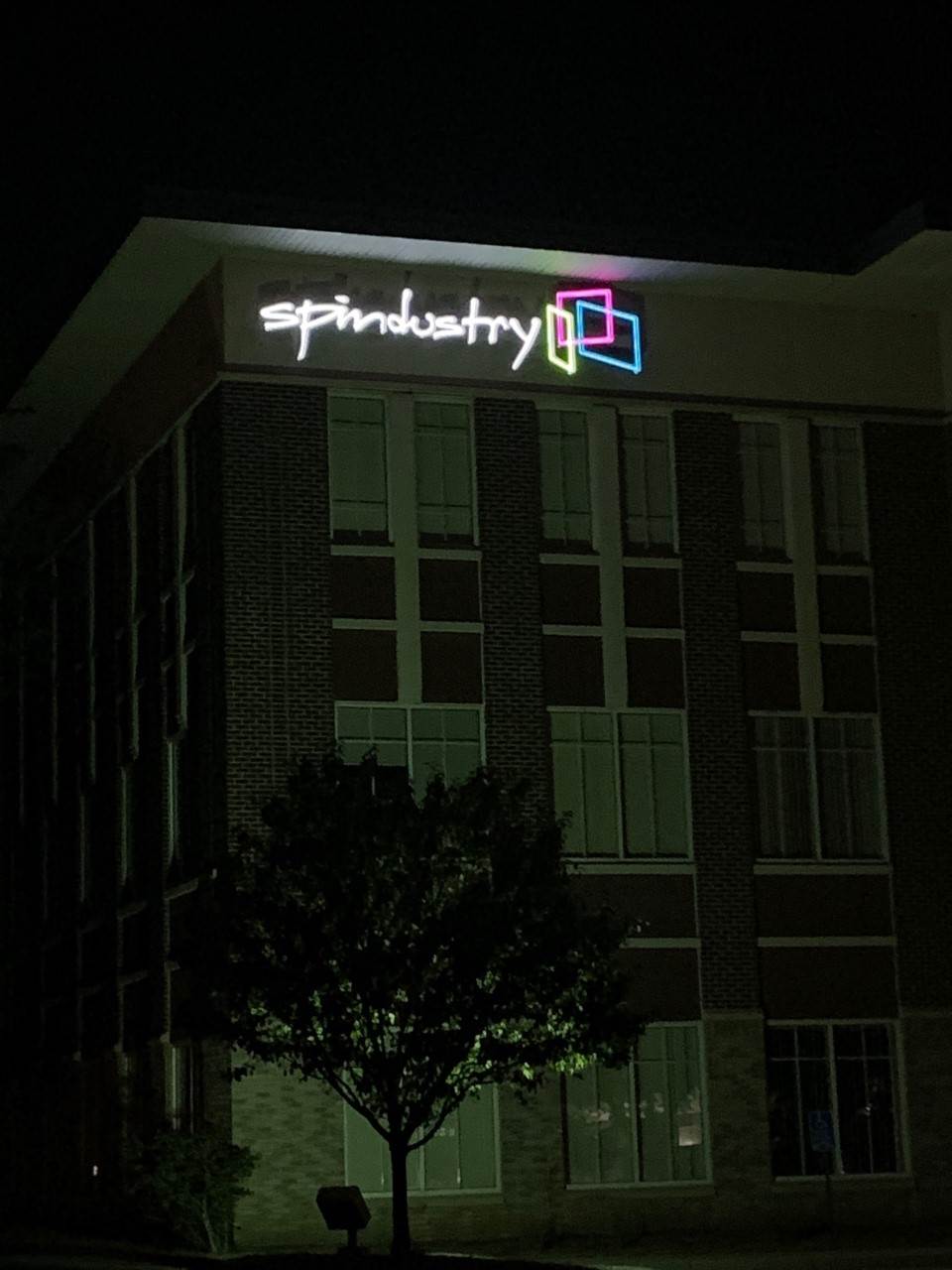 Exterior Spindustry Sign