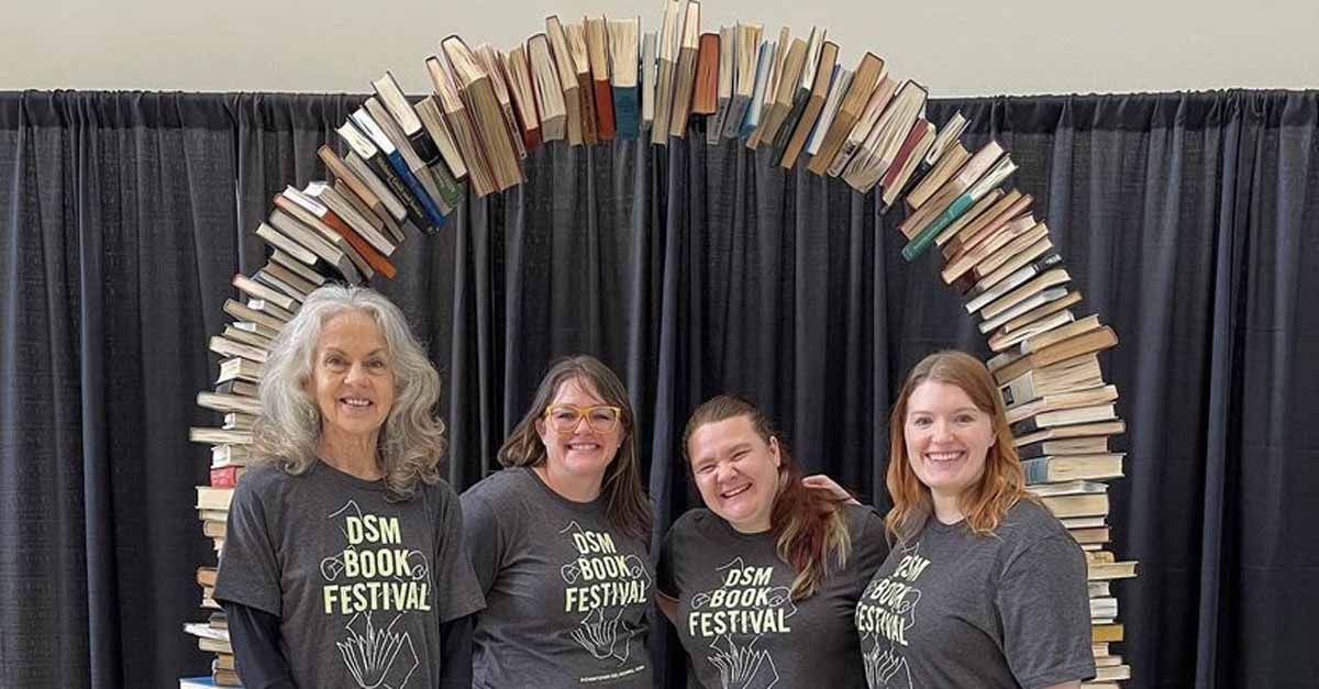 Book Events, Bookstores & Cafés in Greater Des Moines (DSM)