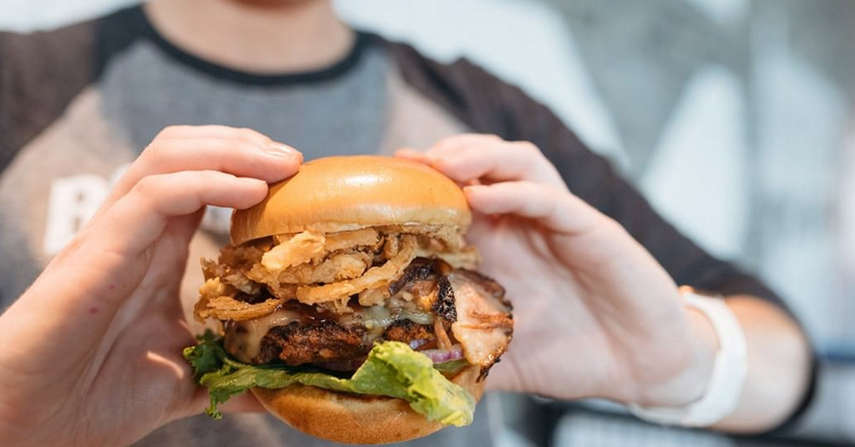 Vegan Western Bacon Cheeseburger - Thee Burger Dude