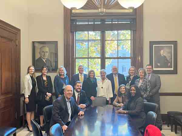 Senator Ernst Staffers