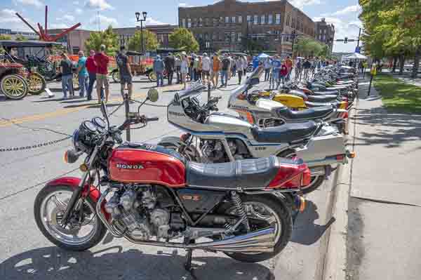 Motorcycles at Concours d'Elegance