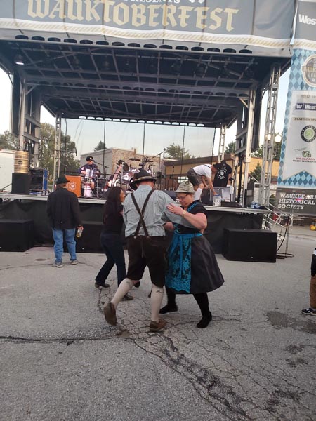 Wauktoberfest Dancing Wauktoberfest Dancing