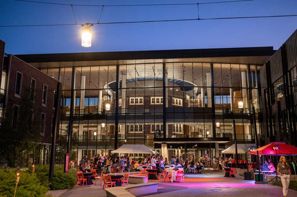 Kington Plaza Grinnell College architecture