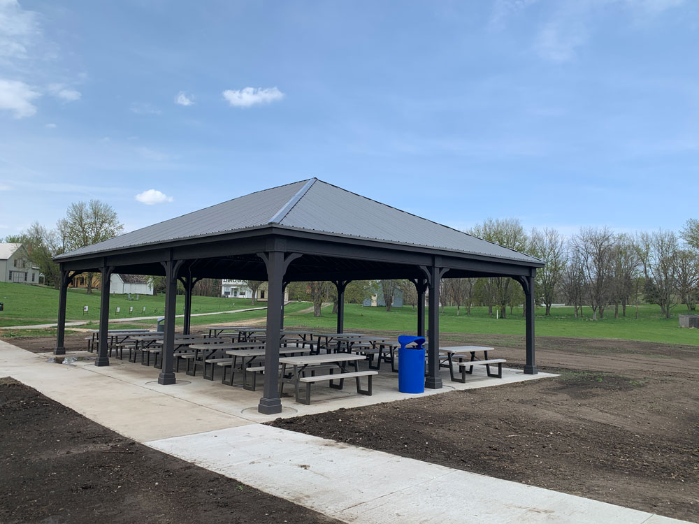 MidAmerican Energy Foundation Pavilion picnic tables