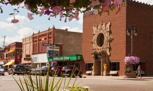 Merchants National Bank Grinnell Merchants National Bank exterior