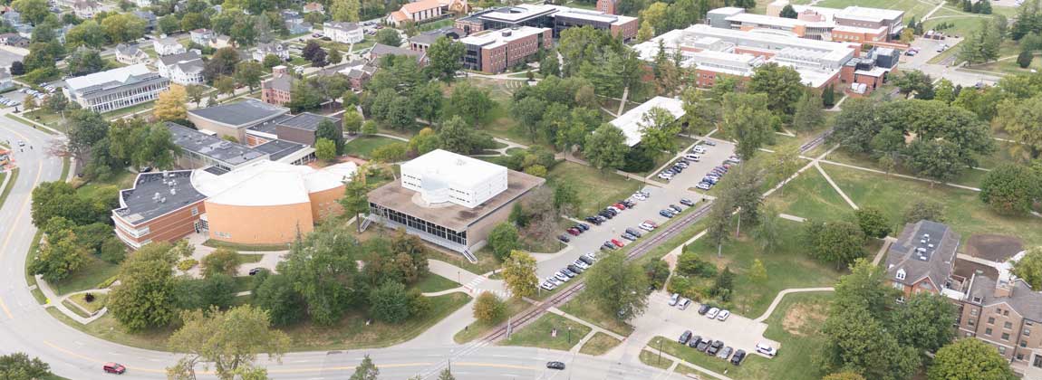 aerial of buildings in Grinnell, Iowa