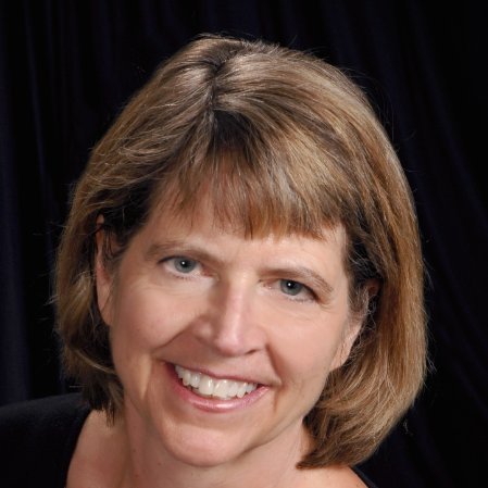 Gretchen Tegeler Headshot