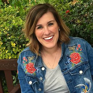 Katie Brown Headshot