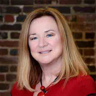 Becky Greenwald Headshot