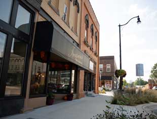 Indianola storefronts
