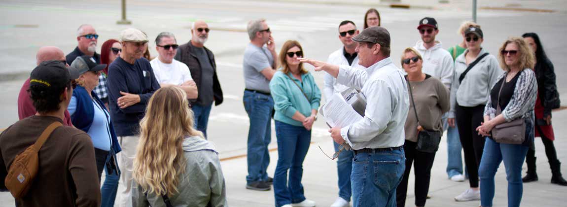 people on a Downtown Des Moines walking tour