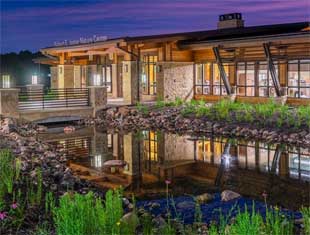 exterior of Jester Park Nature Center